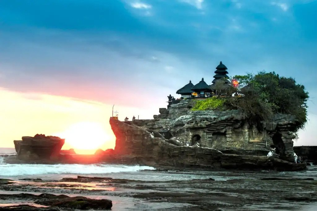 Tanah Lot Temple